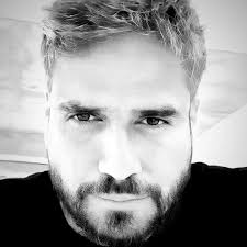 Somos dueños de nuestro destino. Somos capitanes de nuestra alma.