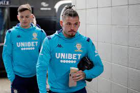 Track breaking kalvin phillips headlines on newsnow: Leeds Pundit Says Kalvin Phillips Could Have His Head Turned By Liverpool The Transfer Tavern