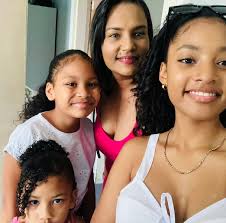 Candice Gomes in people