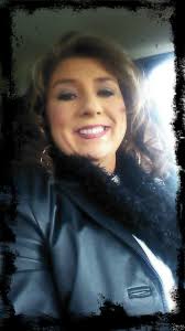 Melanie Bollinger's Instagram, Twitter & Facebook