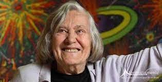 She first chose literature, as she liked to write assays and had done classical studies in margherita hack in a photo appearing in an article by triesteallnews.it. Le Frasi Piu Belle Di Margherita Hack Aforisticamente