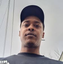 Women Don't Apologize" 🎤: Brian Simpson (IG: bscomedian) Your soap is a  joke! Upgrade your personal care with Dr. Squatch #donttellcomedy #comedy  #jokes #funny #satire