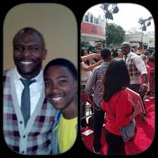 Khamani griffin played wallace anderson in the season six grey's anatomy episode invest in love. Khamani Griffin On Twitter On The Red Carpet Of Cloudy2 With My Dad Terrycrews In The Film Who Plays Earl I Play Cal Http T Co Ooxz2ffwnw