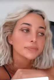 فضيحة مودل روز يتصدر الترند في تويتر وهو الهاشتاق الذي تفاعل مع الكثيرون تحت مسمى فضيحة وخلال البحث عن سبب التغريدة اتضح انها صور مودل روز قبل عملية التجميل وبعد عمليه التجميل. Ù…ÙˆØ¯Ù„ Ø±ÙˆØ² ØªØªØ¬Ø±Ø£ ÙˆØªØ¬Ø±ÙŠ Ø¹Ù…Ù„ÙŠØ© ØªØ¬Ù…ÙŠÙ„ Ø¨Ù…Ù†Ø·Ù‚Ø© Ø­Ø³Ø§Ø³Ø© Ø´Ø§Ù‡Ø¯