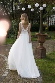 Find the latest shows, biography, and artworks for sale by hannah höch. Pin Auf Wedding Dress
