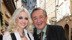Maybe you would like to learn more about one of these? Richard Lugner Und Seine Frauen Folgt Lydia Kelovitz Auf Hasi Mausi Katzi Und Co News De