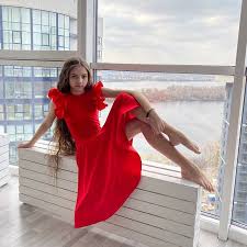 8 min yoga outdoors / danatar gym. Dana Taranova Dana Taranova Dana Taranova Instagram Photos And Videos Fashion One Shoulder Dress Dresses