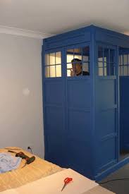 Includes 4 minifigures with assorted accessory elements: Doctor Who Thing Of The Day Guy Built A Tardis In His Bedroom Flickfilosopher Com