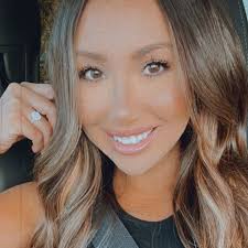 Desiree Roberts (@desireec4) • Threads, Say more