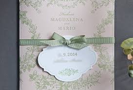 Unten finden sie alle einladungskarten serien gemischt. Lena Hoschek Heiratet Und Hier Schreibt Sie Fur Euch Uber Ihre Hochzeitsvorbereitungen Und Gibt Euch Tipps Fur Eure Eigene Traumhochzeit Folgt Lena Auf Ihren Personlichen Social Media Profilen Um Auf Dem Laufenden