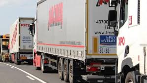 Nous détaillons le financement du permis de poids lourd dans les paragraphes suivants. Le Secteur Du Transport Peine A Recruter Dans Le Bassin Du Puy Zoomdici