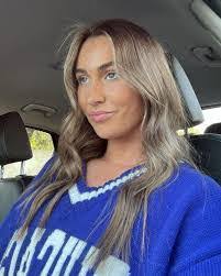 Alesha Carlson's Instagram, Twitter & Facebook