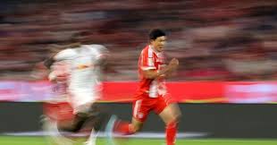 아우크스부르크 대 바이에른 관련 이미지