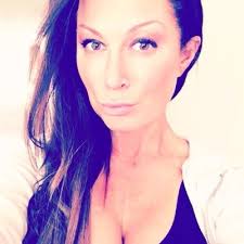 Stefani Walker (@613Marketing10)