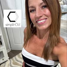 Tamara Hurst brokered by Simplihom of Kentucky