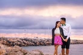 Couple with infidelity problem fighting about cheating having smartphone with text messages as proof. 17 Couple Poses You Should Try For A Natural Prewedding Photoshoot