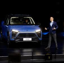 Nio von william li bin will das chinesische tesla sein und ist bereits mehr wert als bmw. Batteriewechseln Statt Laden E Auto Von Chinas Start Up Nio Welt