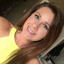 Janna Sexton's Instagram, Twitter & Facebook