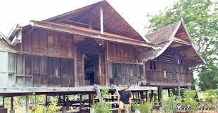 Therefore it is called twelve posts house. Akademi Nik Rashiddin Bachok Kelantan Bukan Sekadar Seni Ukiran Kayu Sunah Suka Sakura