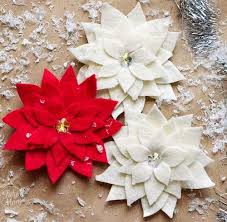 Felt Flower Tutorial How To Make A Poinsettia Diy Felt Poinsettia Felt Flower Tutorial Felt Christmas