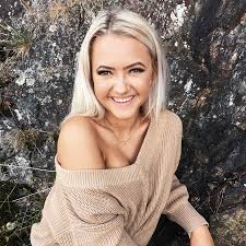 Stina talling is a norwegian youtube star who is widely famous for her youtube channel's content. Stina Talling Youtube