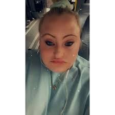 Desiree Dotson (@dotson_32)