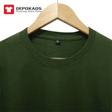 Sementara pada bagian celan, kerah dan ujung lengan kami pilih kombinasi warna hitam untuk menambah kesan dinamis pada desain ini. Kaos Polos Hijau Army Cotton Combed 20s Shopee Indonesia