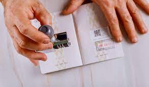 Converting a Visit Visa to a Residence Permit in the UAE