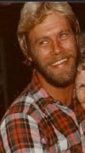 Sue Eilers Gillem just informed me that she talked to Larry Jones, Gary  Jones' brother. He said that our classmate, Gary, was very ill, in the  hospital, and passed away this afternoon.