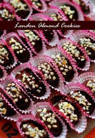 Resepi Biskut Almond London Sedap Dan Mudah Step By Step Almond Cookies Almond Recipes Almond