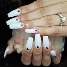 Also known as baby boomer nails. 43 Chic Ways To Wear White Coffin Nails Stayglam