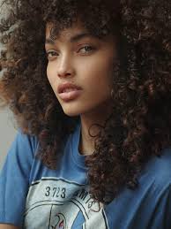 Might i also suggest that if you have very high shrinkage hair that doesn't tend to stretch when wet you may be best off co washing your hair in workable sections instead of all at once. 11 Tips For Washing Kinky Curly Hair The Right Way Allure