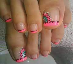 Llevar las uñas largas y pintadas es una forma de agregar un toque chic. Super Facil Y Muy Lindo Disenos De Unas Pies Unas Manos Y Pies Arte De Unas De Pies