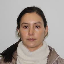 Laura Henao's Instagram, Twitter & Facebook