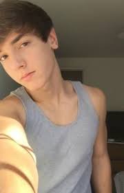 The young tiktok star has almost 18.2 million followers on his channel @brycehall. Bryce Hall Bio Age Height Weight Net Worth Facts And Family Idolwiki Com