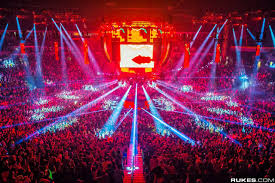 Iphone wallpapers hd download beautiful high quality free iphone background images collection for your apple iphone. Edm Festival Wallpapers Top Free Edm Festival Backgrounds Wallpaperaccess