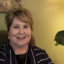 Jennifer Daggett's Instagram, Twitter & Facebook