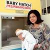 Memiliki anak angkat atau anak adopsi tentu menjadi kebahagiaan sendiri bagi para orang tua. 1