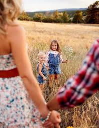 Check spelling or type a new query. 50 Family Photoshoot Ideas To Try Out This Weekend