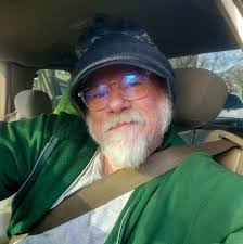 Kelly Cesana's Instagram, Twitter & Facebook