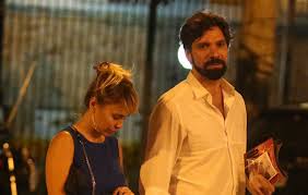 Share your videos with friends, family, and the world Fernanda Nobre Passeia No Rio De Janeiro Com O Namorado O Fuxico