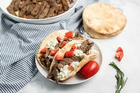 To prepare this greek beef souvlaki recipe, cut the beef into equal sized (3 cm/1 inch) cubes and set aside. Greek Beef Pitas With Tzatziki Sauce Recipe Shugary Sweets