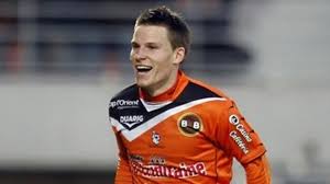 The adopted solutions proposed to enhance the historical heritage while harmoniously introduce contemporary features that celebrate the traditional craftsmanship as well as lisbon's unique natural light and views out to the river. Lorient Accept Gameiro Bid Eurosport