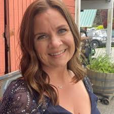 Sarah Ricci's Instagram, Twitter & Facebook