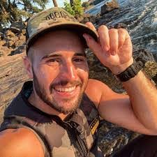 Tracy Elleman's Instagram, Twitter & Facebook