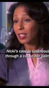 Belinda Holt's Instagram, Twitter & Facebook