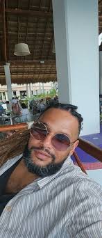 Ronnie Strunk's Instagram, Twitter & Facebook