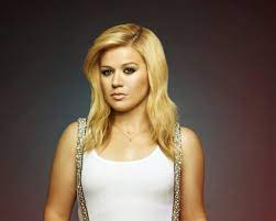 Kelly clarkson — i don't think about you 03:44. Kelly Clarkson 1982 Portrait Kino De