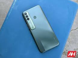 Tecno Spark 7 Pro Review: Stylish And ...