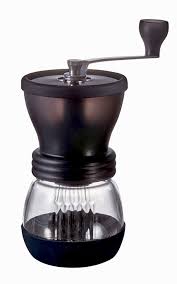 Jerome dadon discusses using a professional coffee machine to the pixel light team, covering the grinder settings, and how to pour a professional coffee. Equipment Clifton Coffee Roasters